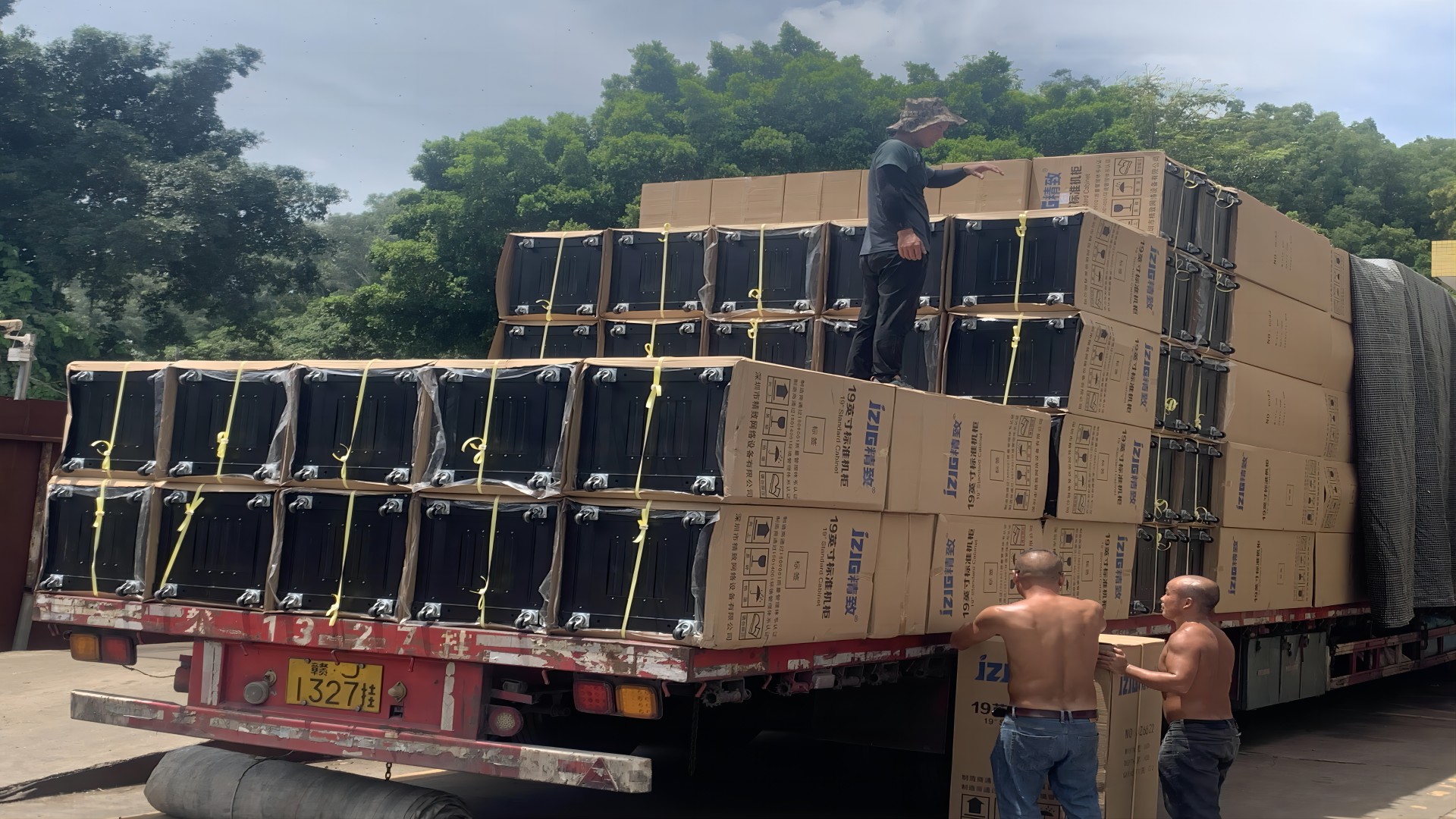 現(xiàn)場直擊-精致助力大型弱電項目